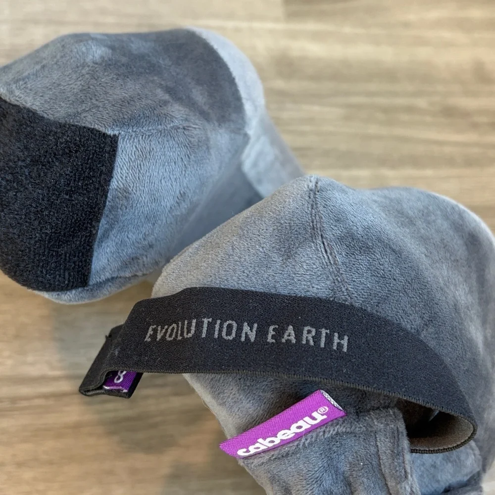 Cabeau Evolution Earth gray travel neck pillow